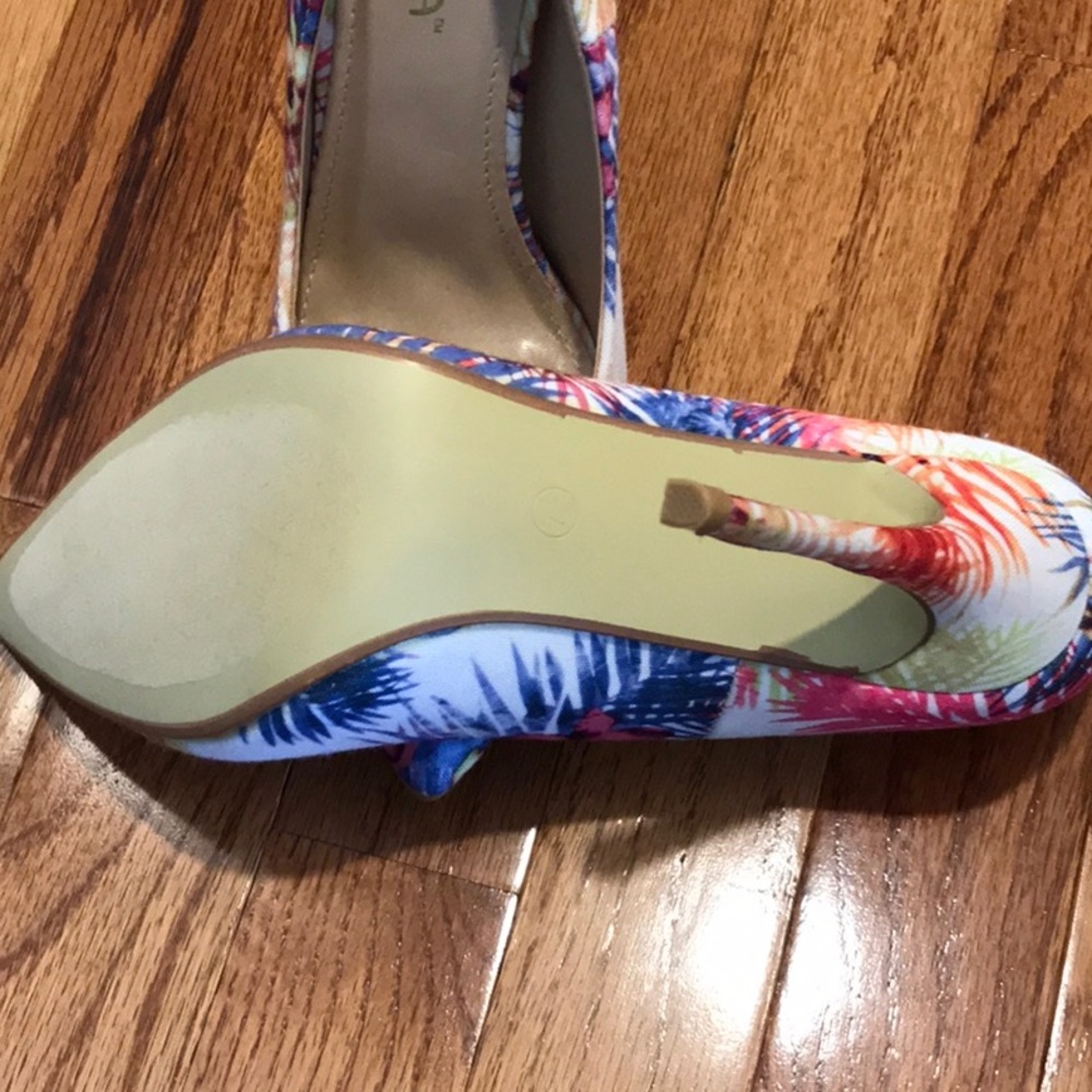 NWOT~Liliana~Cute Heels~~๐๐งก - Picture 4 of 6